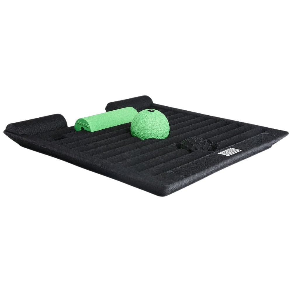 <tc>Blackroll</tc>® Smooth Board | Matte mit Massagegeräten