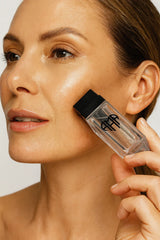 Lifting-Mikroneedling-Therapie (1 Serum 10 ml + Applikator)