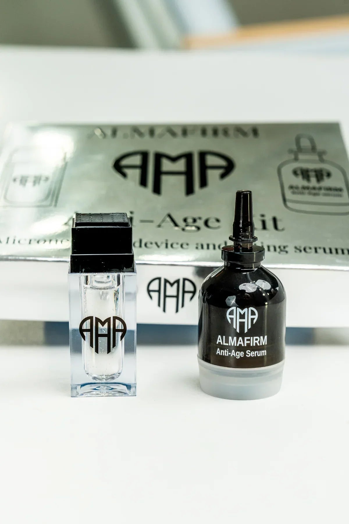Anti-Aging-Mikroneedling-Therapie (1 Serum 10 ml + Applikator)